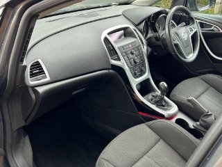 /photos/11146/2e9bab0d-f5ca-4292-a65a-7773ba1f479d_i320x240.jpg