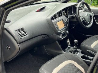 /photos/11146/3993e5a6-be57-4a3d-81c9-15a2f29c2d8c_i320x240.jpg