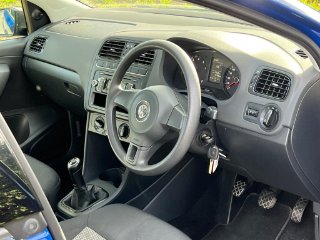 /photos/11146/597e23a0-e60d-40ac-bd46-992e27caa245_i320x240.jpg