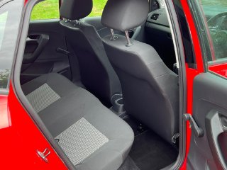 /photos/11146/9989424b-4293-4dcd-88a8-3964f435d00d_i320x240.jpg